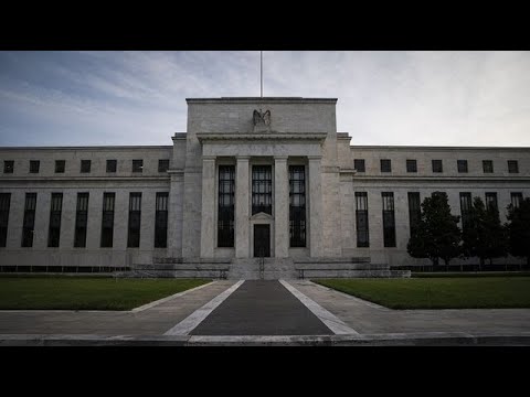 Fed Holds Rates Smartly-liked, Forecasts Series of Cuts in 2024